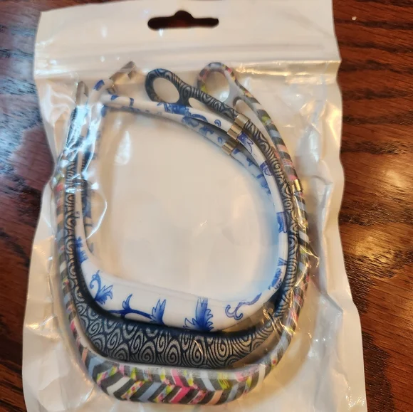 i-Dream Fitbit Bands and Accessories - Picture 4 of 7